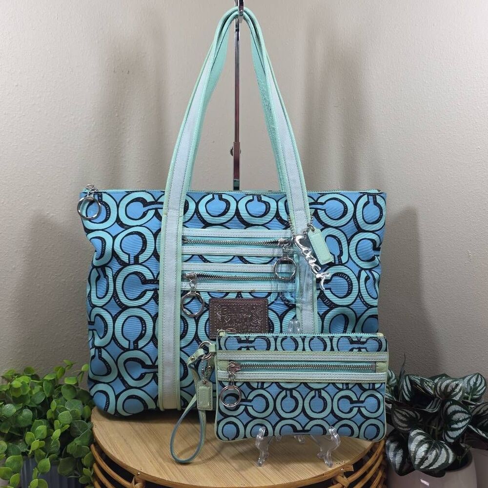 Coach Poppy 3D Letter C Tote & Matching Wallet – Blue/Turquoise | Style 14983